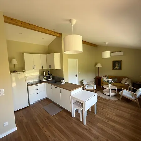 Maison Dans Grand Parc Au Pied Du Village Feriehus Bruniquel